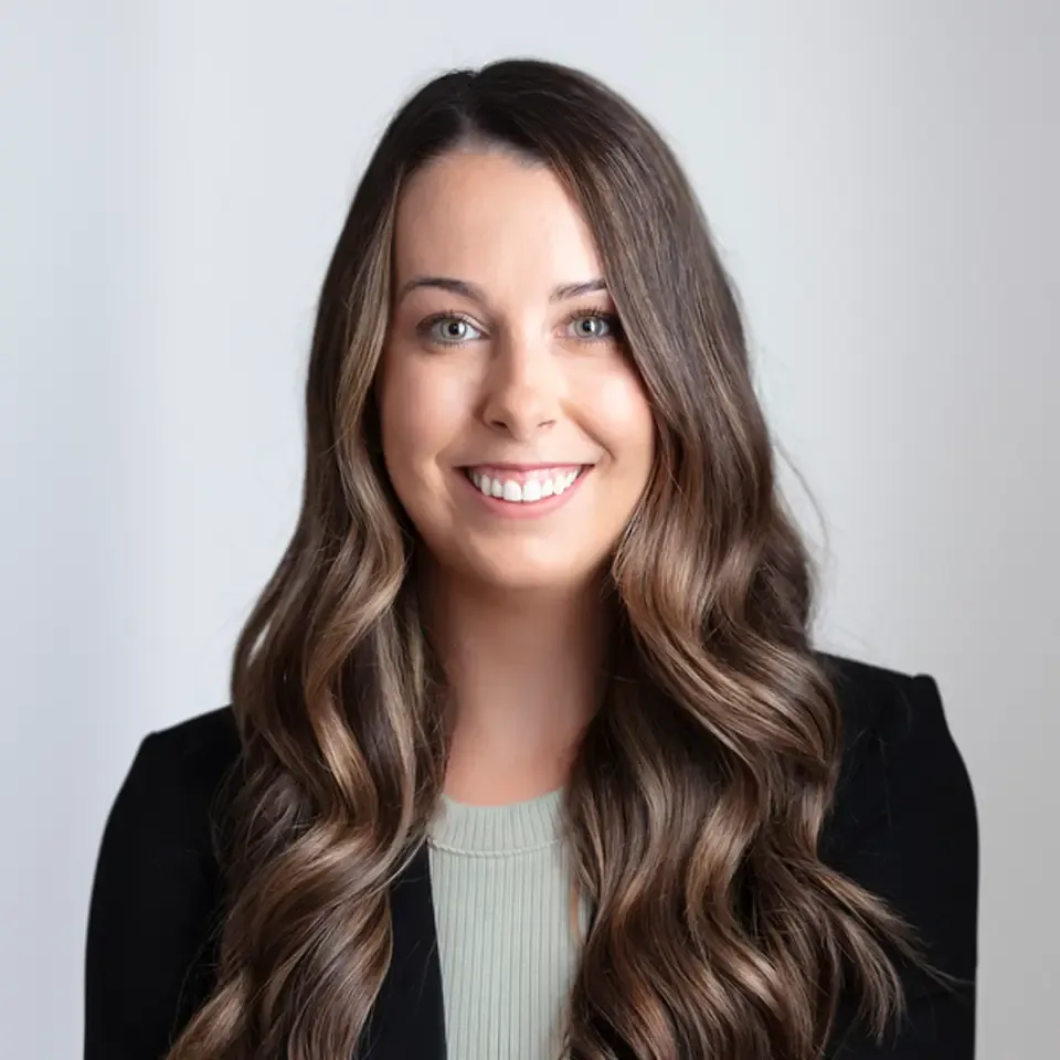 Dr. Lindsay Downey